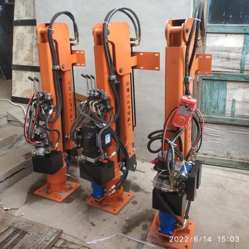 三地门乡重汽蓝牌随车吊 3.2吨 国六动力强 液压驱动 农用自卸起重机